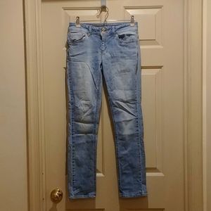 Delia's Jayden jeans